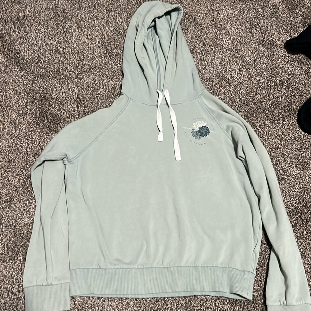 Small moderately worn Sage  flower o’neill hoodie!